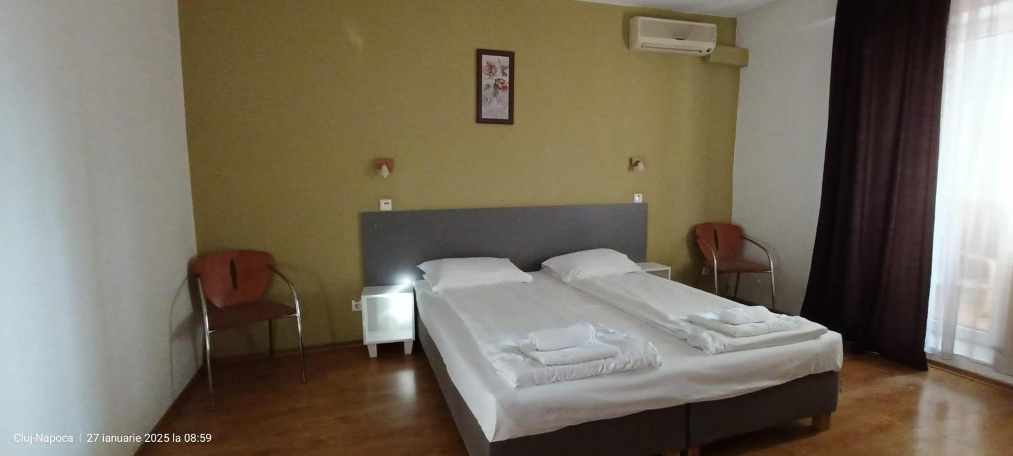 Hotel Liliacul Κλουζ-Ναπόκα Εξωτερικό φωτογραφία